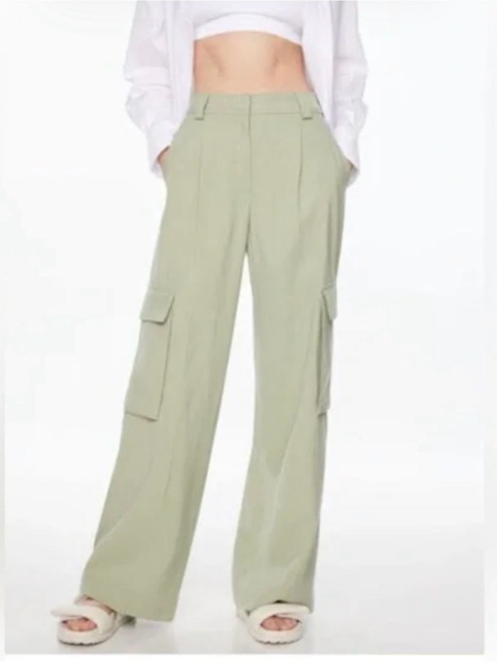 Dynamite Wide-Leg Cargo Pants in Sage Green